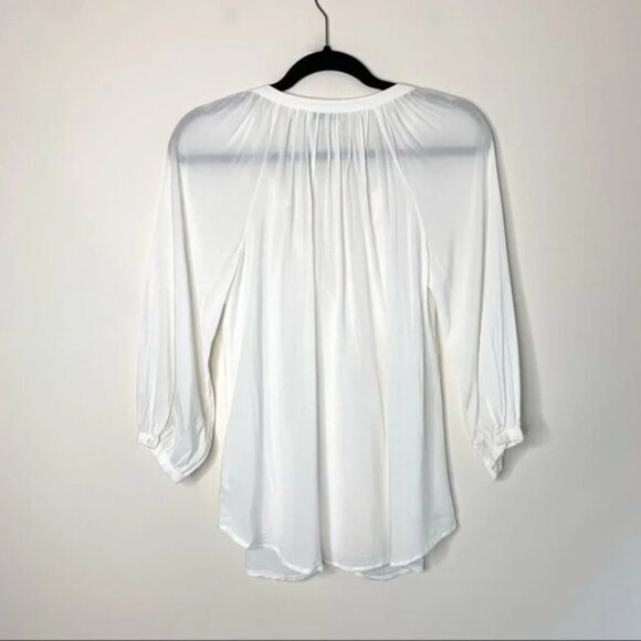 Aritzia Babaton Blouse 3/4 Length Bishop Sleeve Button Flowy White Size XS - Picture 12 of 13